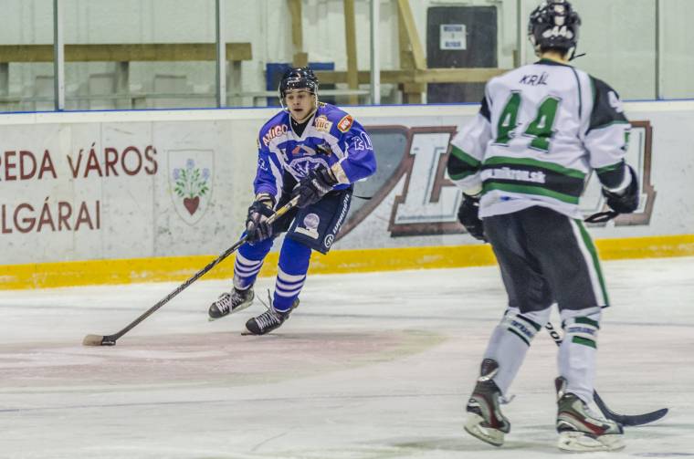 Beczét és Gógát eltiltották