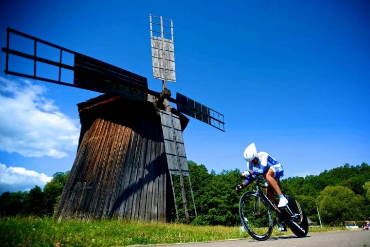 Szebeni Körverseny: a múzeum udvarán is áthaladtak