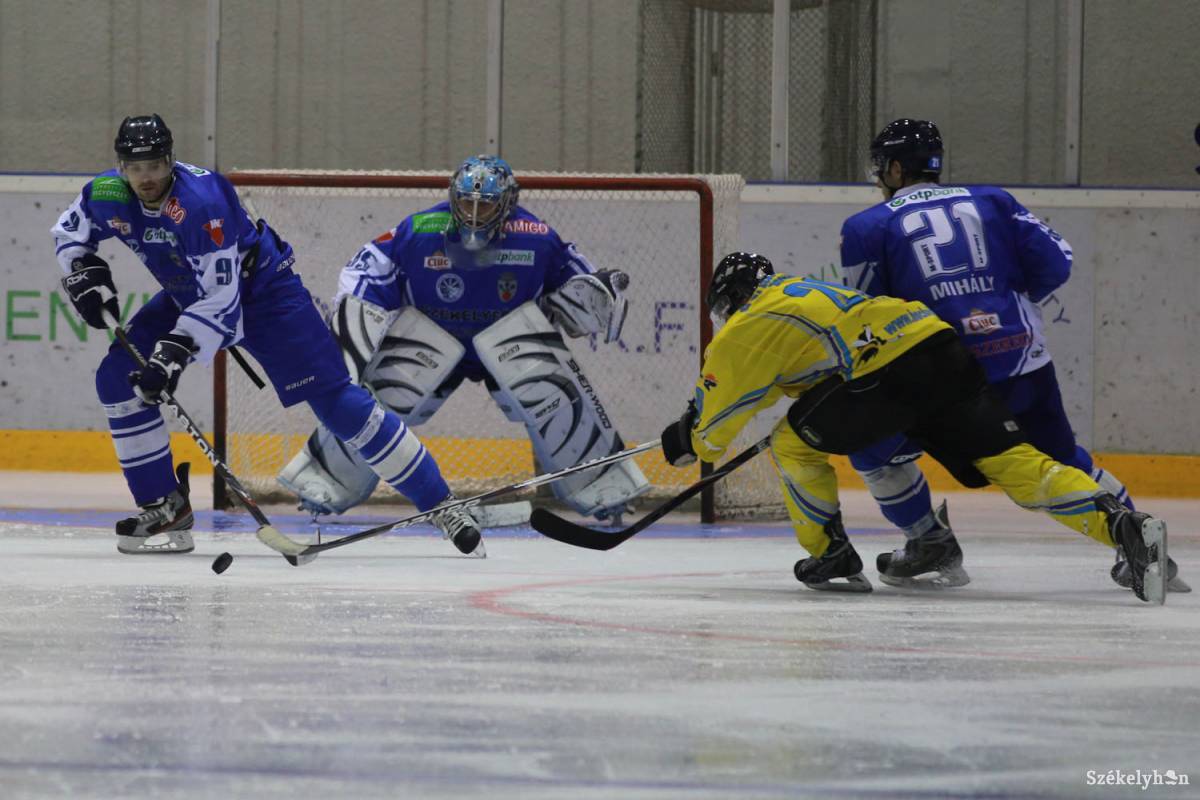 &bullet;  Fotó: Halmágyi Zsolt