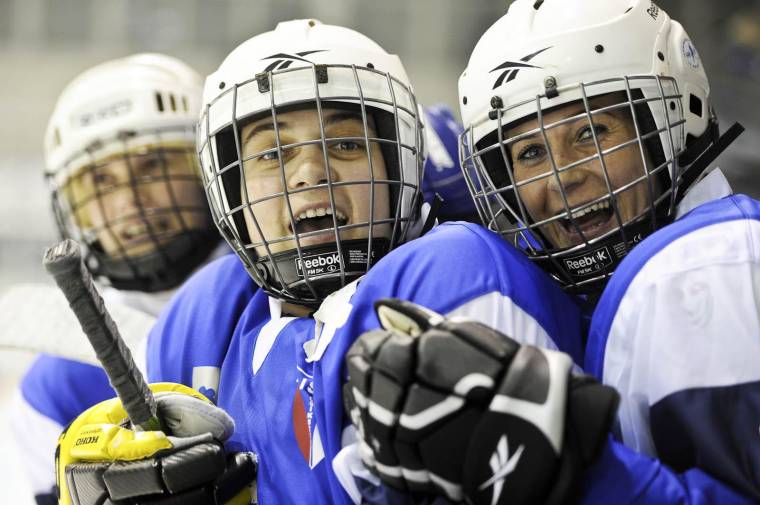 Rigába utaznak a csíki hokislányok