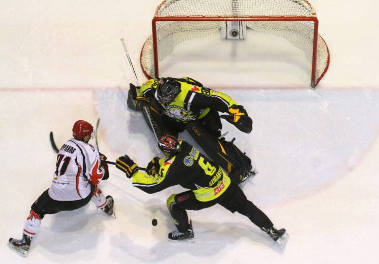 Döntőbe jutott a Dunaújvárosi Dab.Docler