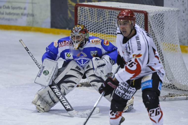 Újvárosi és újvári csapat az ellenfél