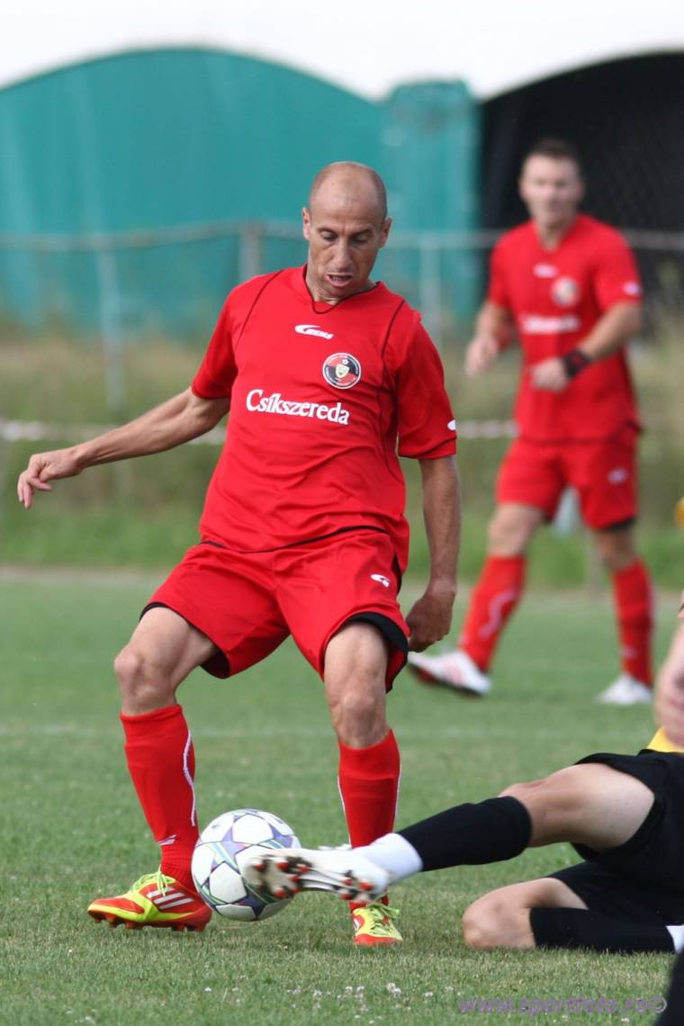Két csapat százszázalékos maradt