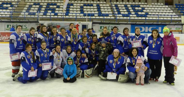 A HSC Csíkszereda nyerte a női hokibajnokságot