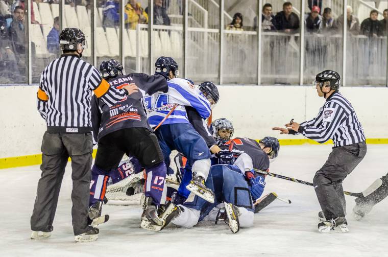 Romániai játékvezetők a MOL Ligában