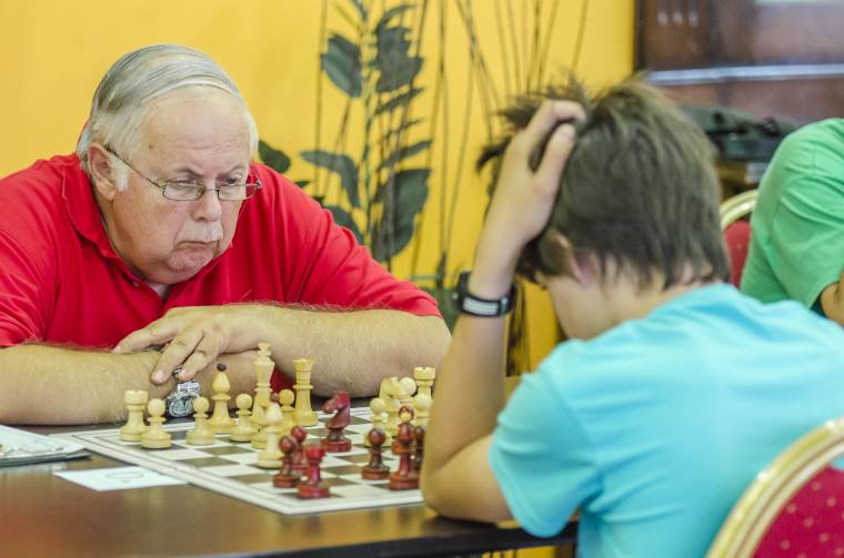 Elindultak a sakkórák a Hargita Vendégváróban