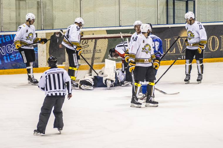 A Jegesmedvék újra kitömték a HSC hálóját