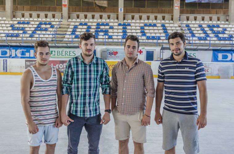 Négy Bíró a csíki hokicsapatnál