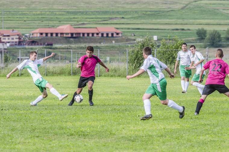 Csicsó és Szárhegy az élen