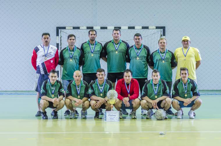 Negyven éve minifociznak