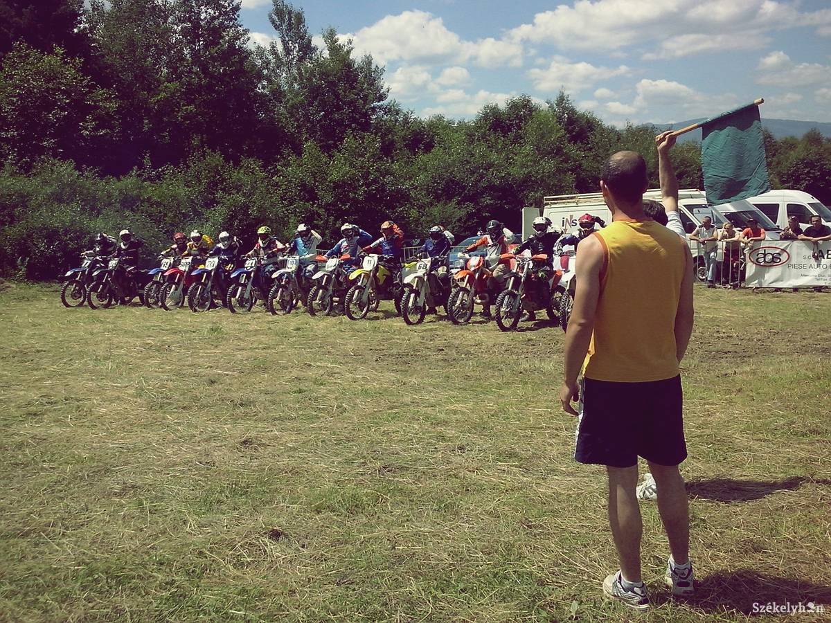 &bullet;  Fotó: Pinti Attila