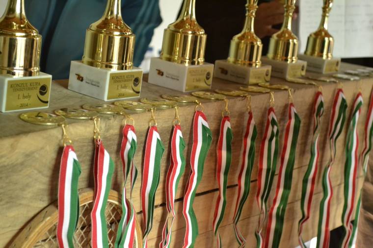 Konzul-kupa teniszverseny Csíkszeredában