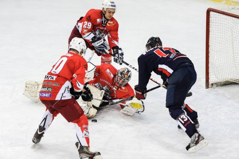 Esélytelen volt a Steaua a Progym ellen