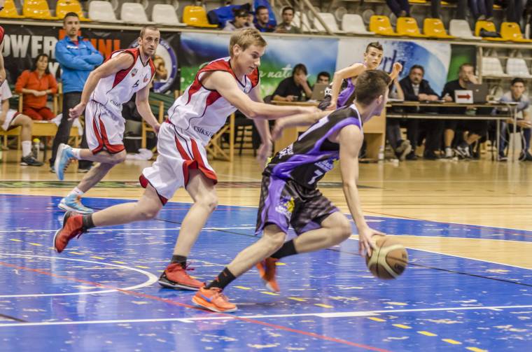 Alakul az új csíki kosárlabdacsapat