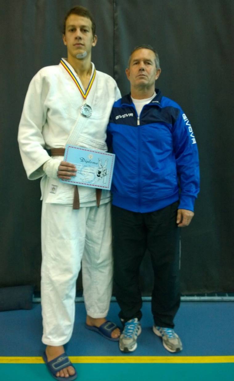 Koncz Botond ezüstérmes a felnőtteknél