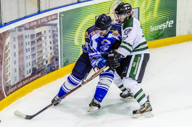 Két harmad után kapitulált a HSC