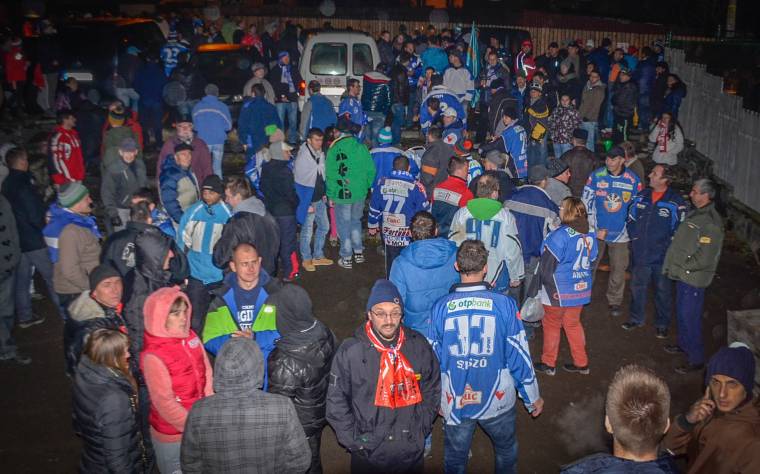 Románia-kupa: robbanó lámpatestek, félbeszakadt döntő