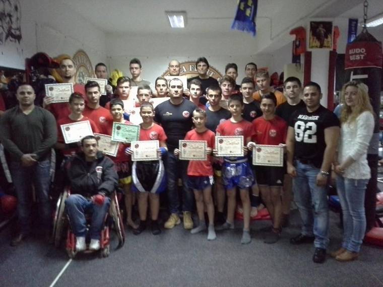 Válogatott lehet két csíki harcművész