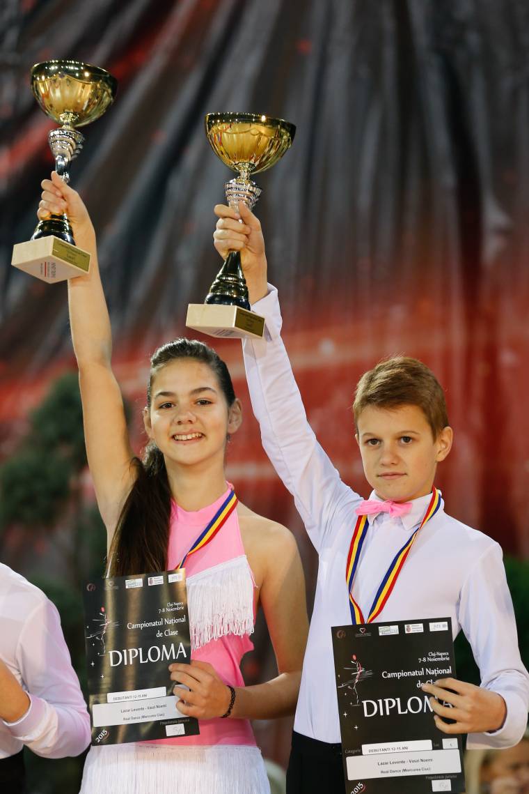 Kolozsváron remekeltek a csíki sporttáncosok