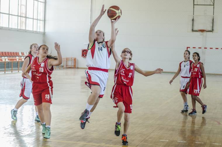 Vásárhelyi csapatot győztek le a csíki lányok