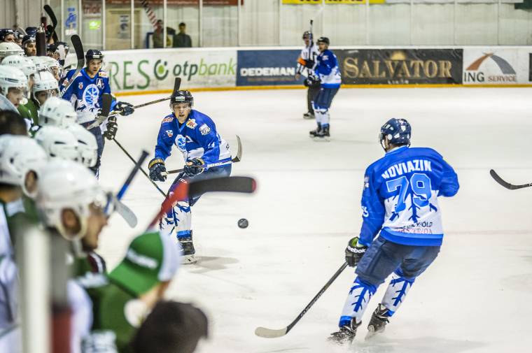 Meneszti idegenlégiósait a Sportklub