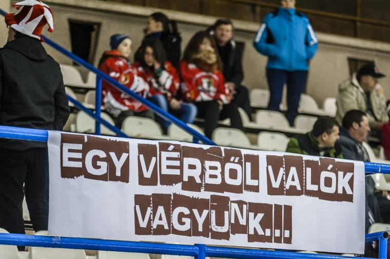 Tizenegy gól a székelyföldi hokirangadón