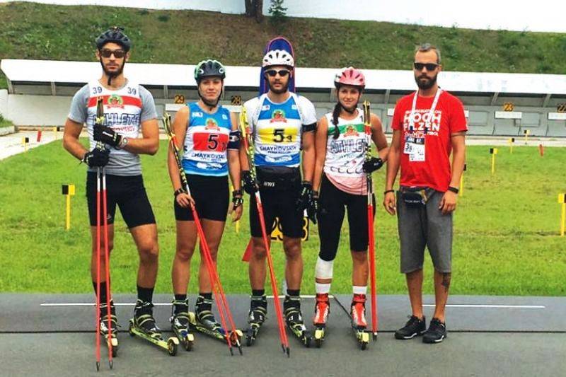 Csíki biatlonisták Oroszországban. Balról jobbra: Koncsag, Potyó, Gegő, Márton Enikő és Márton Szilárd &bullet;  Fotó: Vasile Șneaga