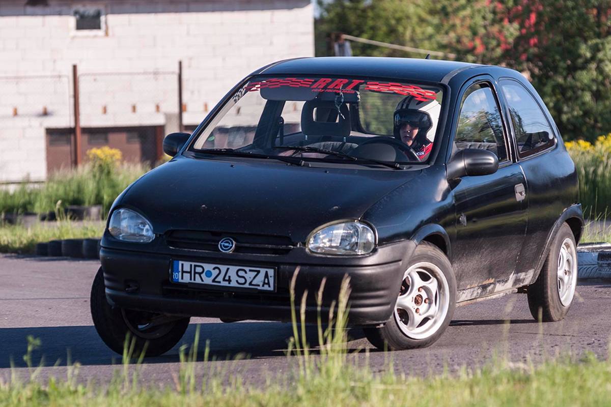 Bartha Mózes, a mezőny legifjabb tagja. Mindössze 13 éves a csíkszeredai versenyző •  Fotó: Facebook/Richy Racing Team