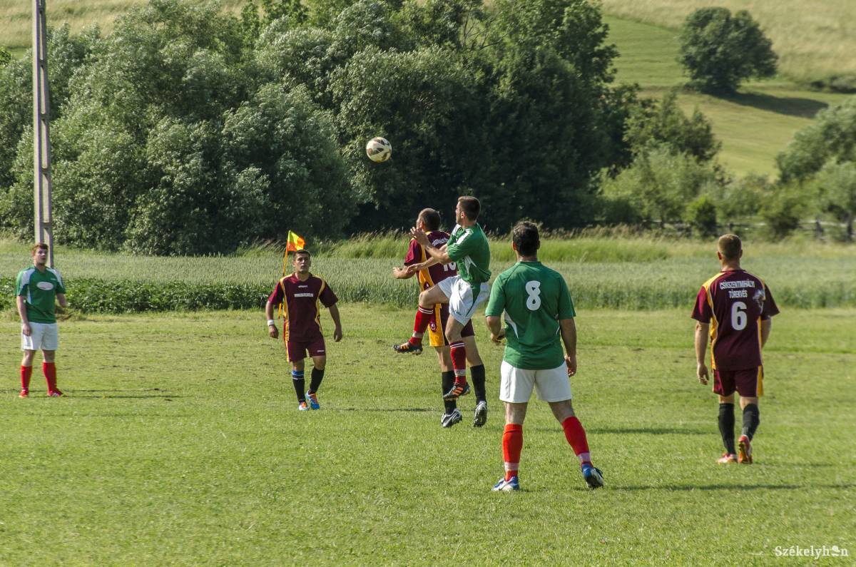 &bullet;  Fotó: Pinti Attila