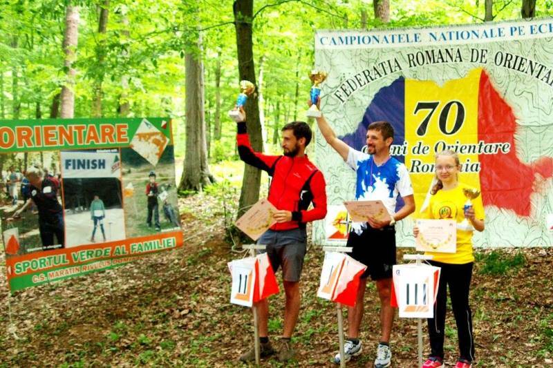 Simion Suciu (képen balról) második lett, részt vehet a dél-kelet-európai bajnokságon •  Fotó: Facebook/Pop Miron