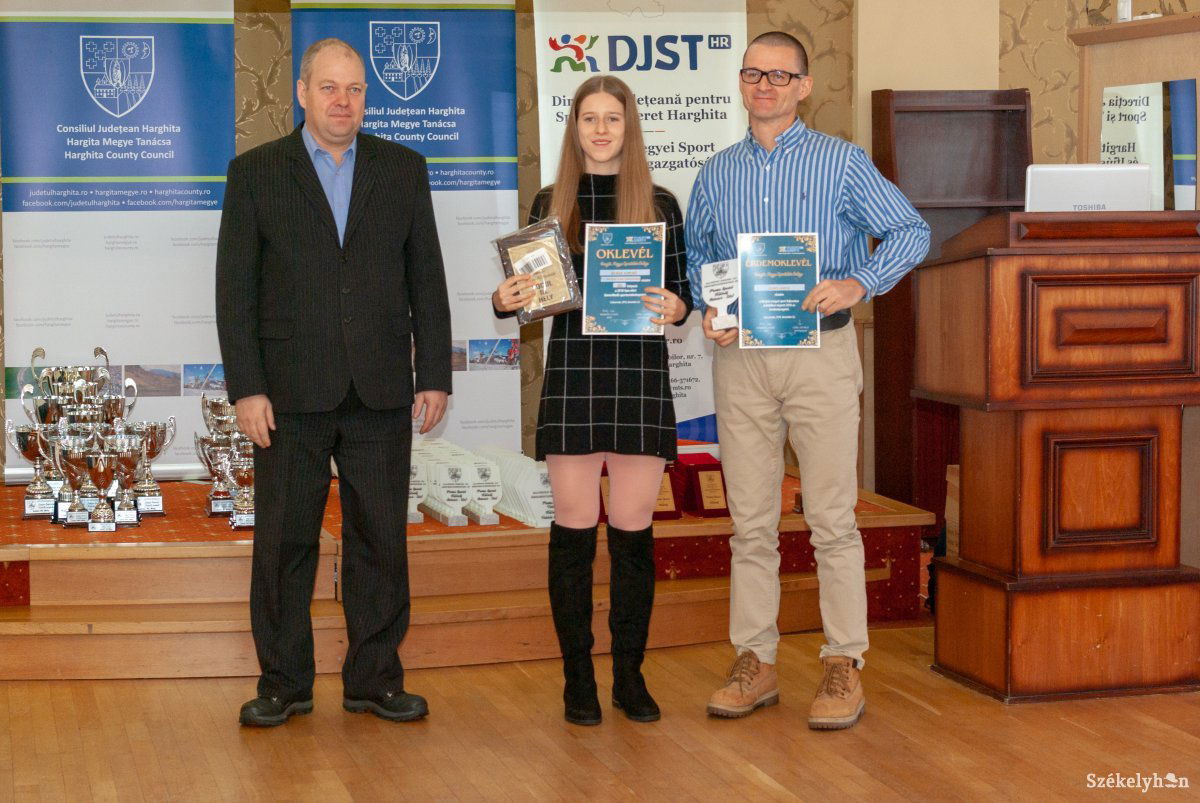 &bullet;  Fotó: Gábos Albin