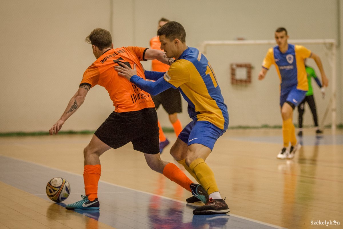 &bullet;  Fotó: Pinti Attila