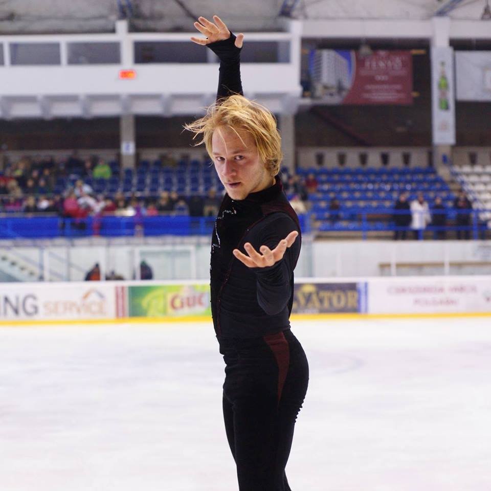 Gyakorlata után a csíki sportoló felállhatott a dobogó második fokára. Archív &bullet;  Fotó: Facebook