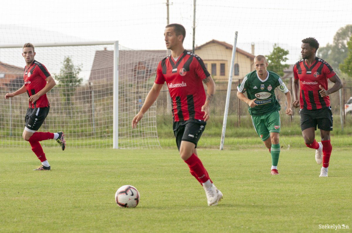 •  Fotó: Gábos Albin