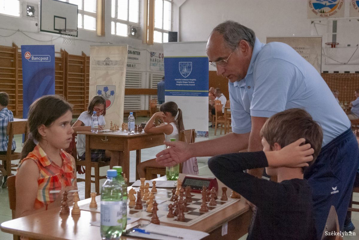 &bullet;  Fotó: Gábos Albin