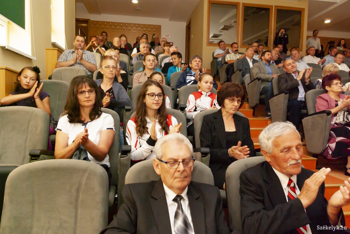 &bullet;  Fotó: Gábos Albin