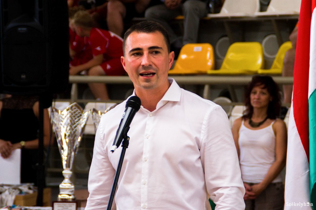 •  Fotó: Albert Orsolya