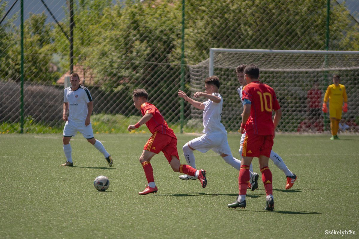 Hazai pályán kezdi el a pontvadászatot az FK Csíkszereda U19-es csapata. Archív •  Fotó: Gecse Noémi