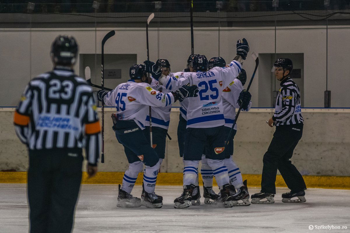 •  Fotó: Pinti Attila