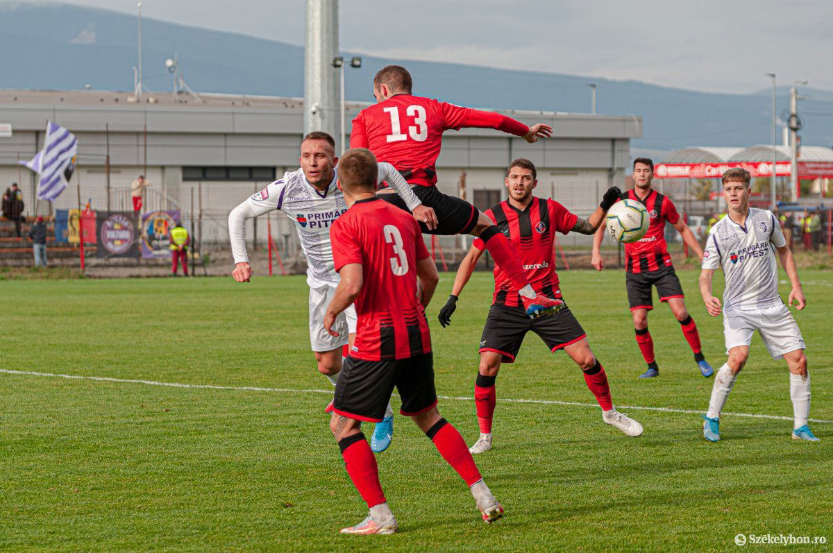 &bullet;  Fotó: Gábos Albin