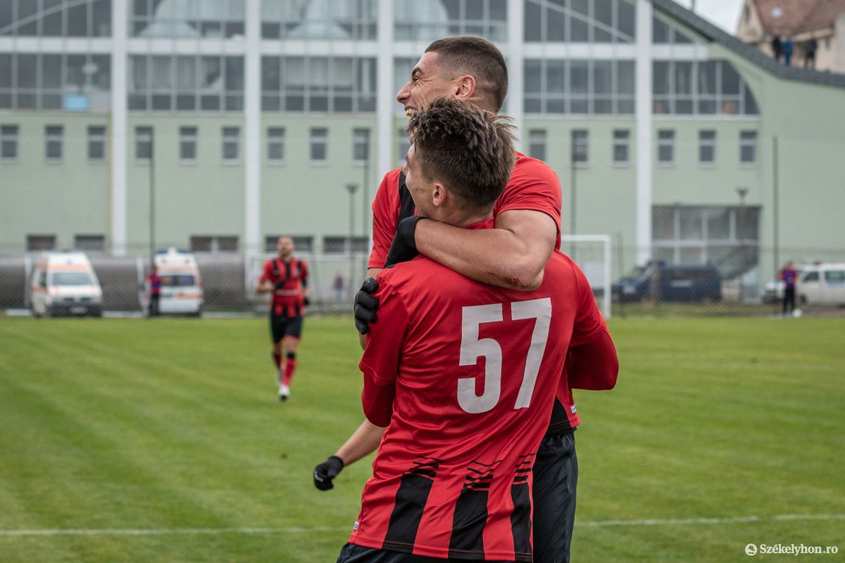 •  Fotó: Pinti Attila