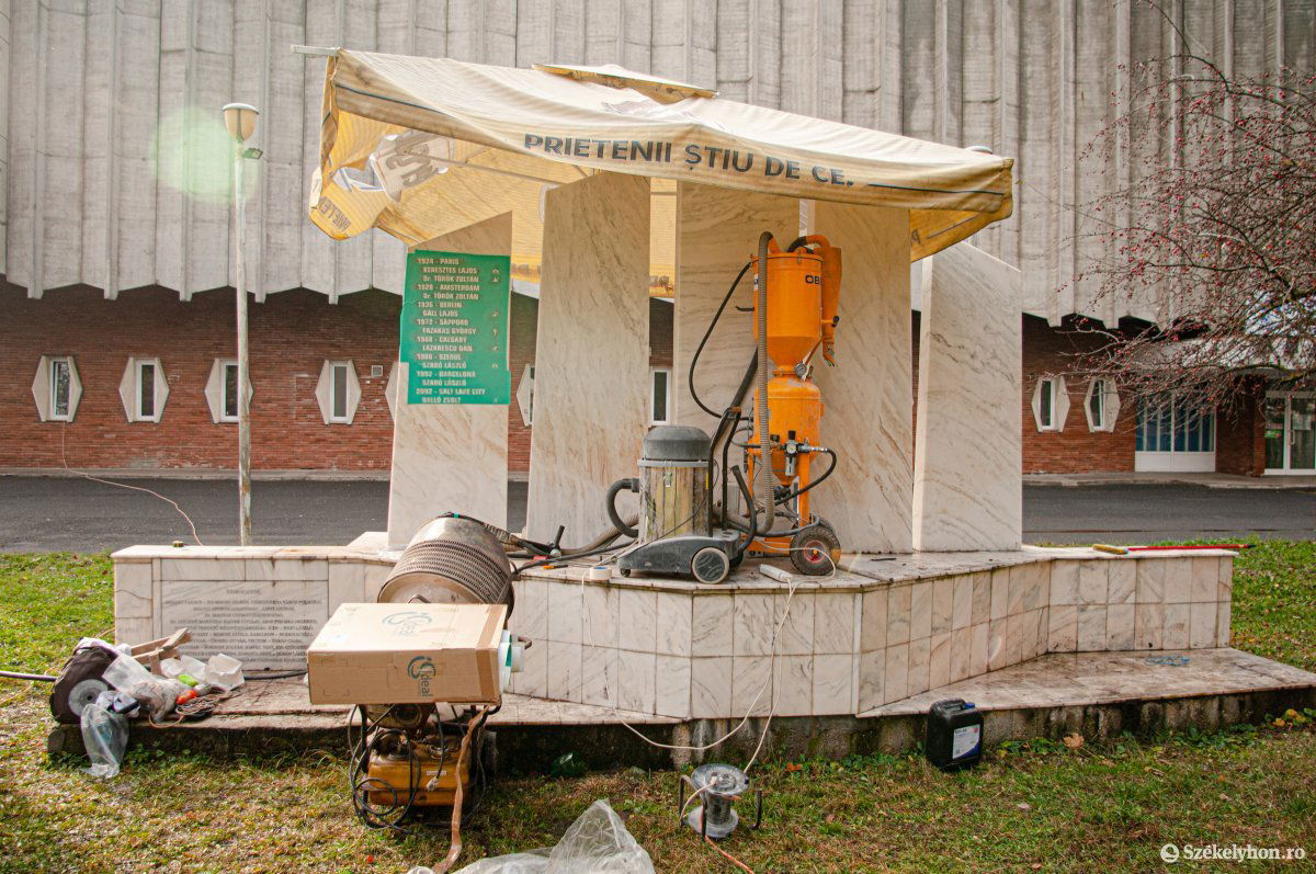 &bullet;  Fotó: Gábos Albin