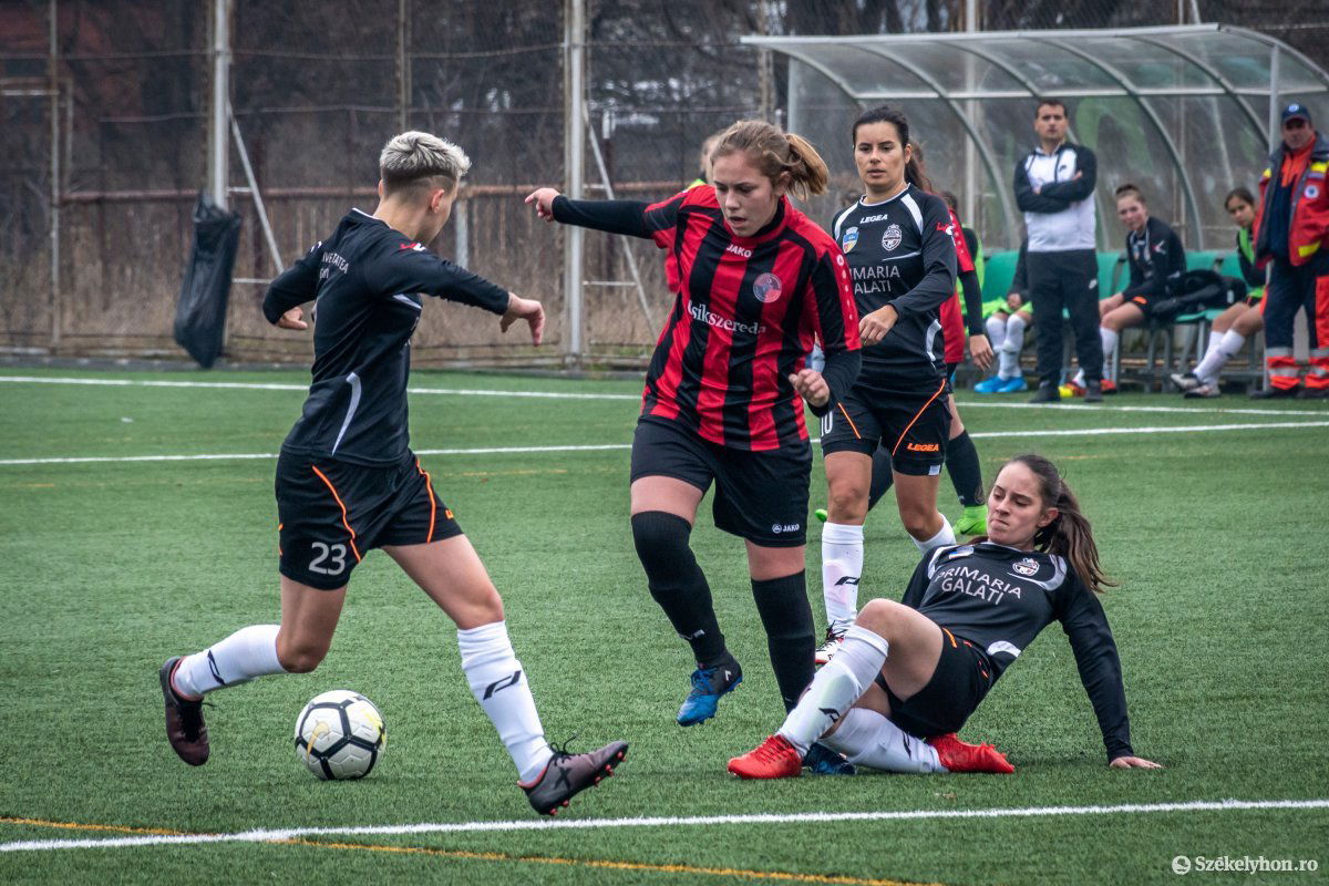 •  Fotó: Pinti Attila