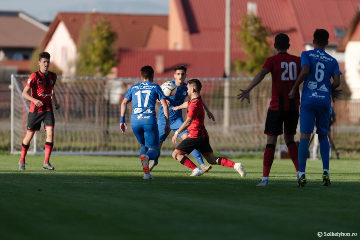 •  Fotó: Gábos Albin