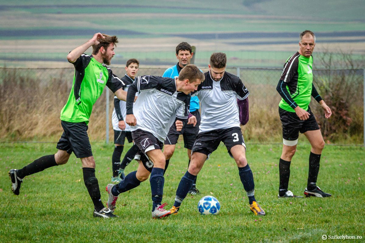 •  Fotó: Pinti Attila