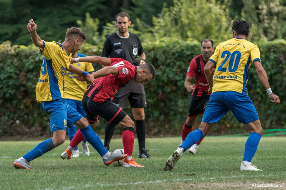 •  Fotó: Pinti Attila