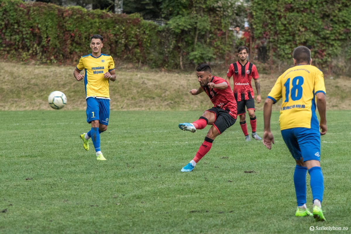 •  Fotó: Pinti Attila