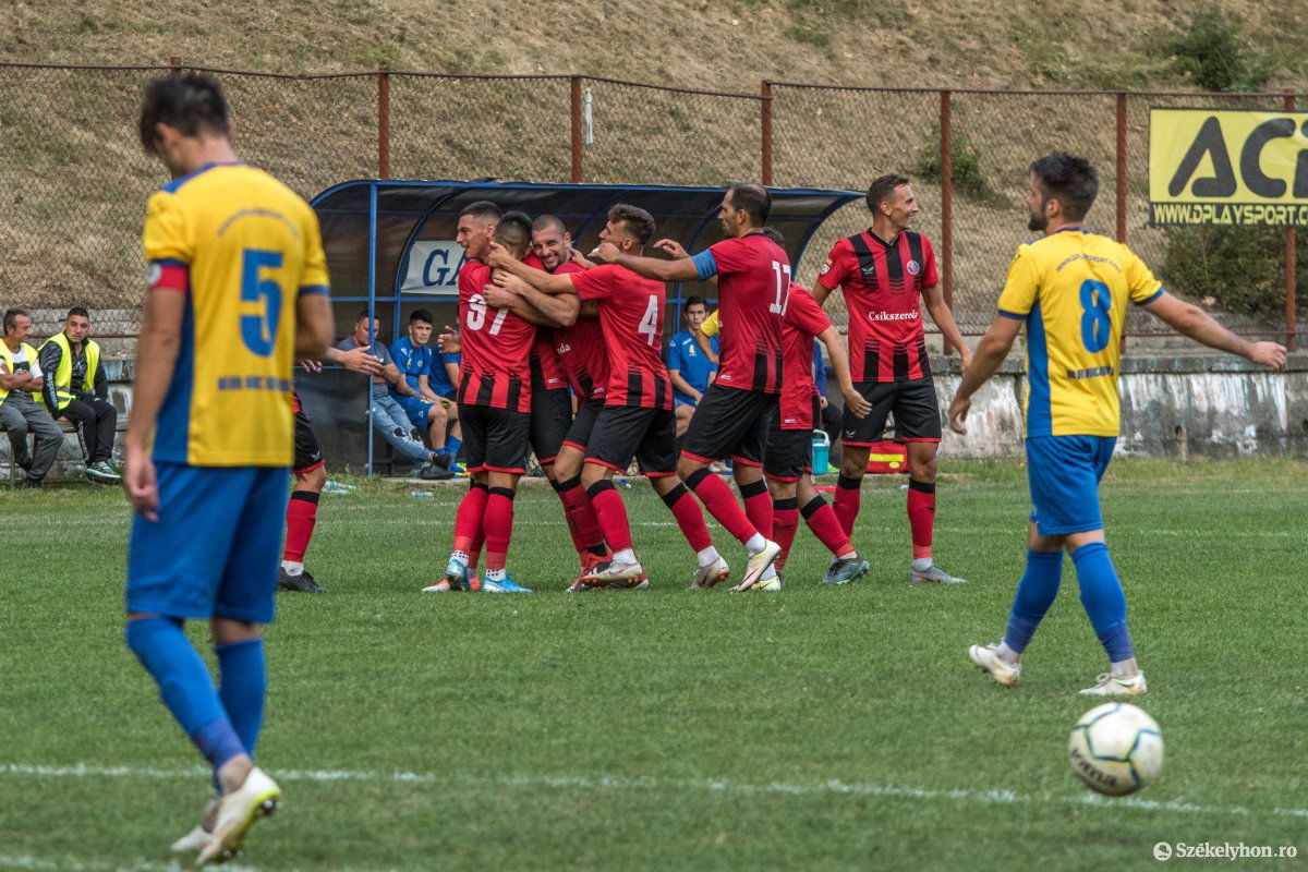 •  Fotó: Pinti Attila