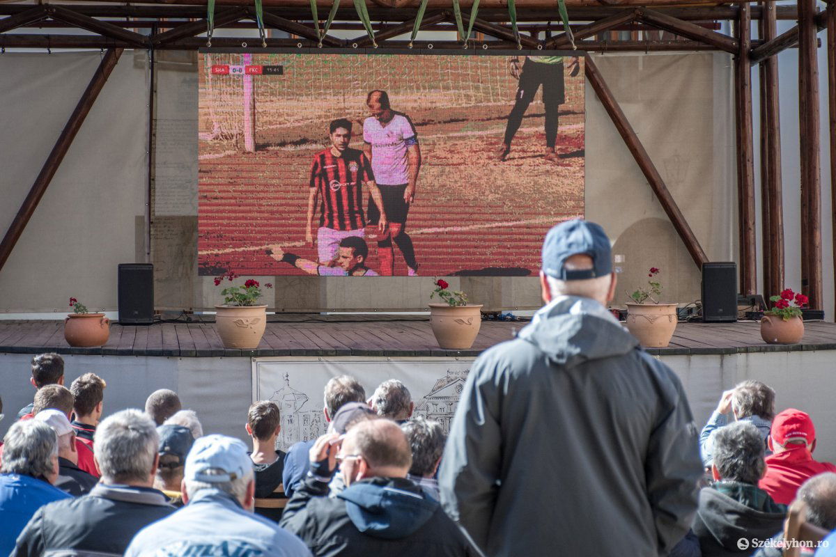 •  Fotó: Pinti Attila