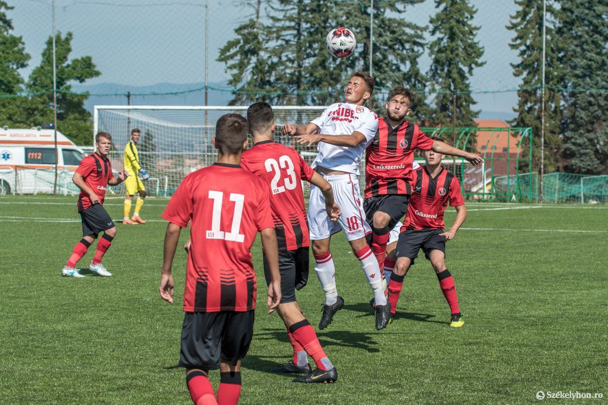 •  Fotó: Pinti Attila